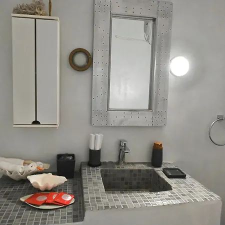 White Cave Private بيت للعطل Pýrgos
